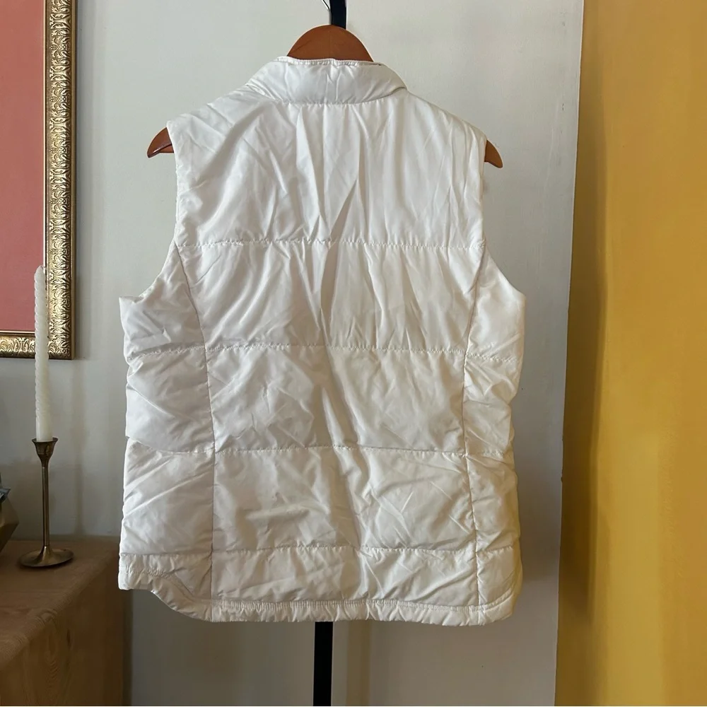 J. Crew Women’s Down Fill Puffer Vest‎ Full Zip Buttons White Style 70453 Size L
